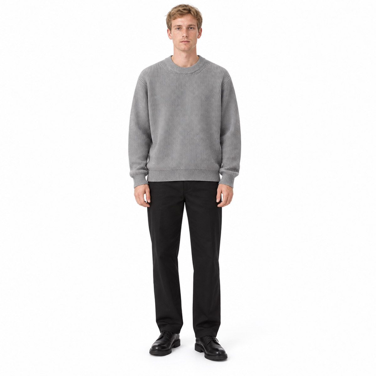 Trace Crewneck Knit — model